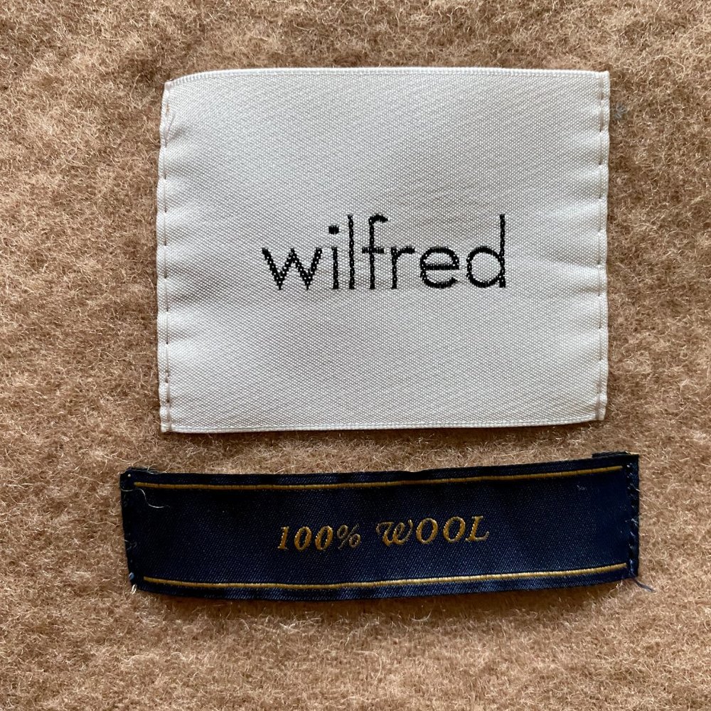 Aritzia Wilfred Oversized 100% Wool Scarf in Beige/Tan